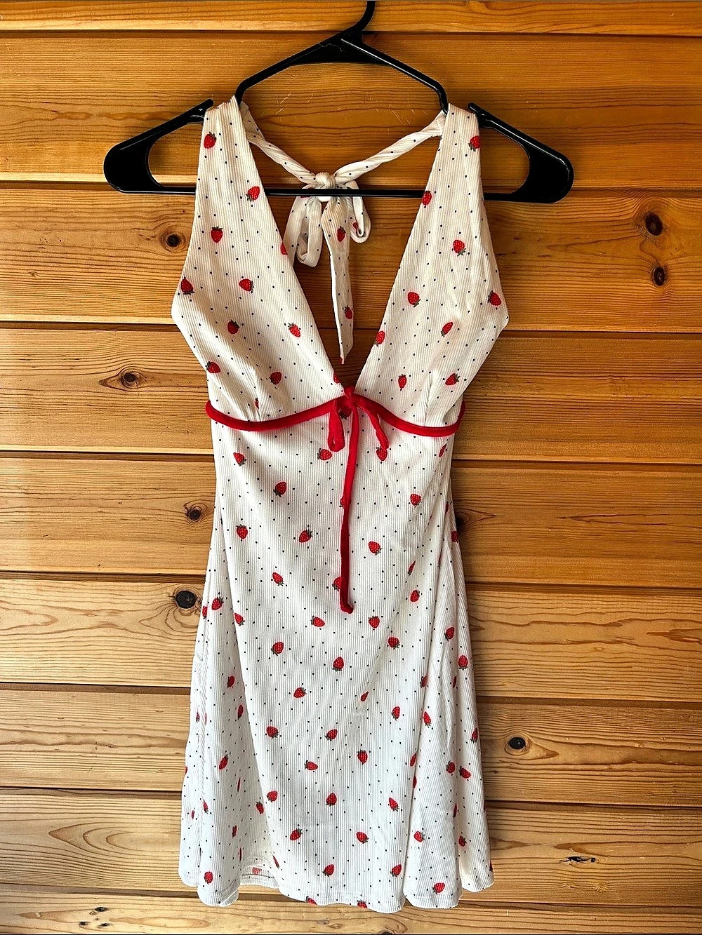 Timing Women's Strawberry Print Mini Dress Size Medium NWT